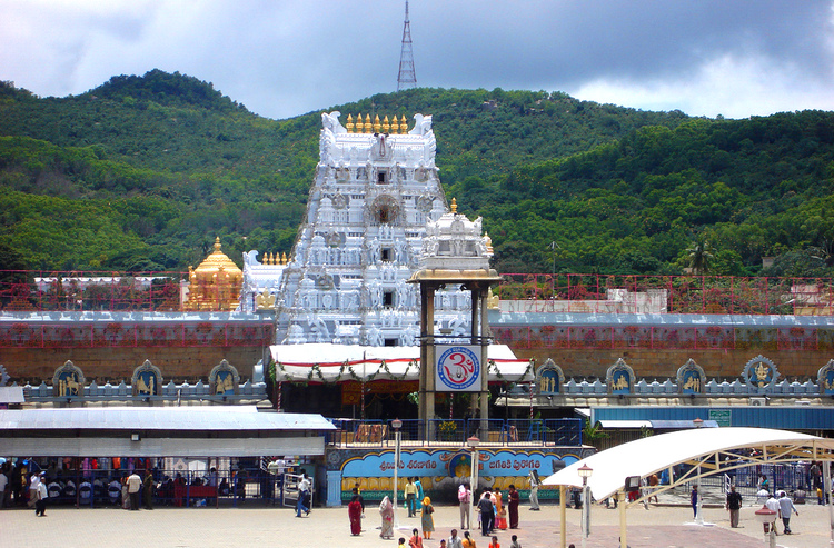 Südindien-Tempel-Tirumala-spirituelleReise