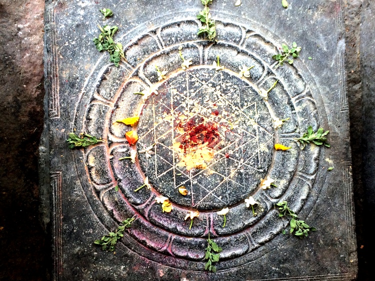 Yantra Kanchi Yantra-im-Tempel-in-Indien